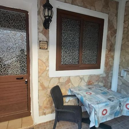 Residence Il Castello Лампедуза Экстерьер фото