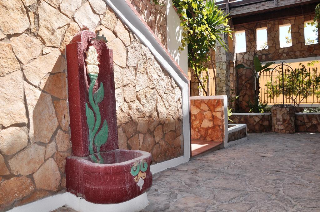 Residence Il Castello Лампедуза Экстерьер фото